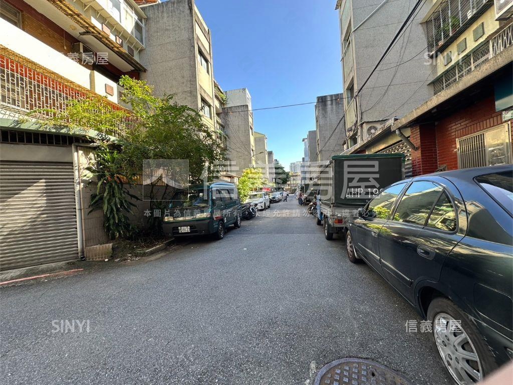 國泰虎嘯林園邊間公寓二樓房屋室內格局與周邊環境