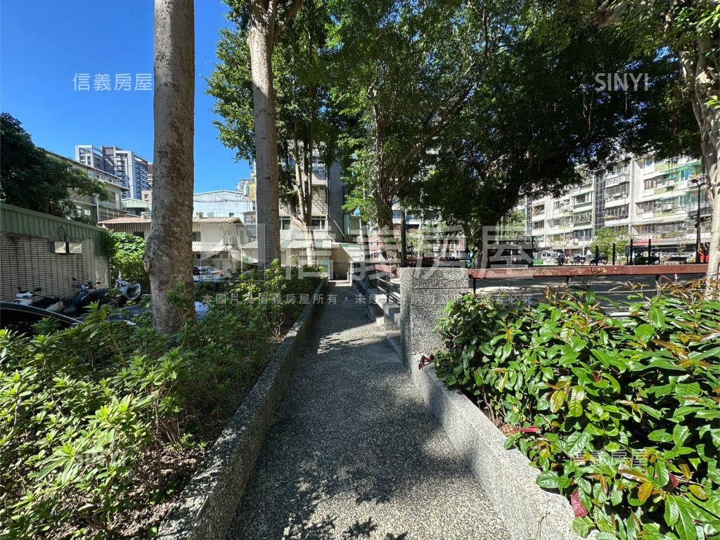 國泰虎嘯林園邊間公寓二樓房屋室內格局與周邊環境