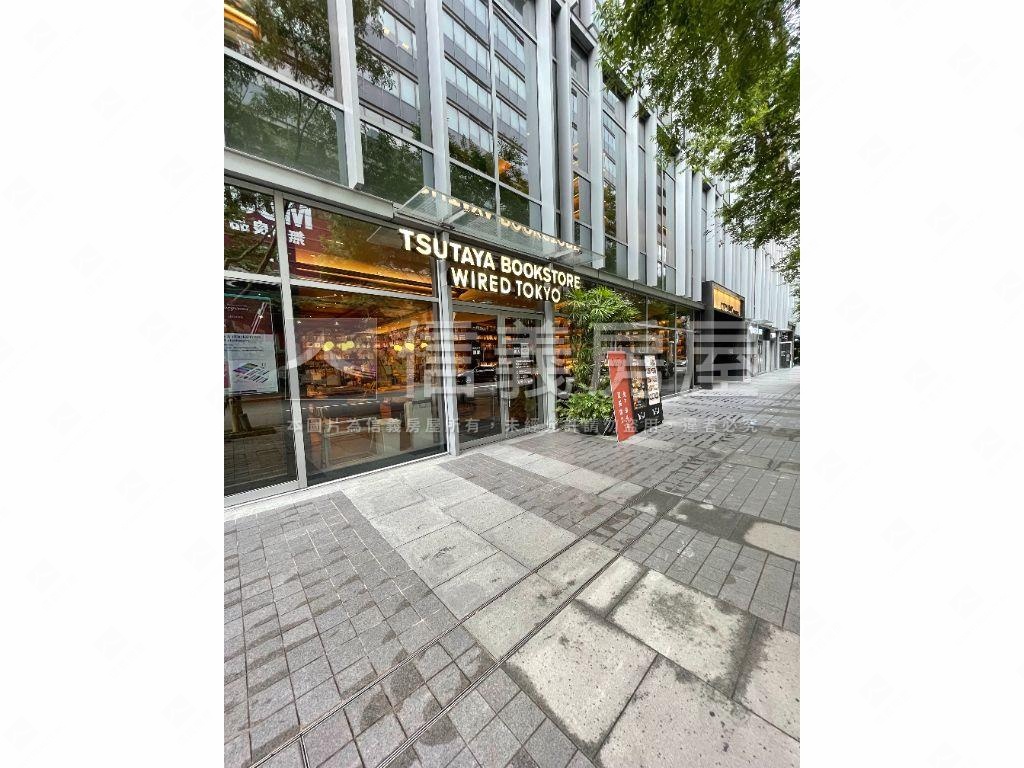 國泰虎嘯林園邊間公寓二樓房屋室內格局與周邊環境