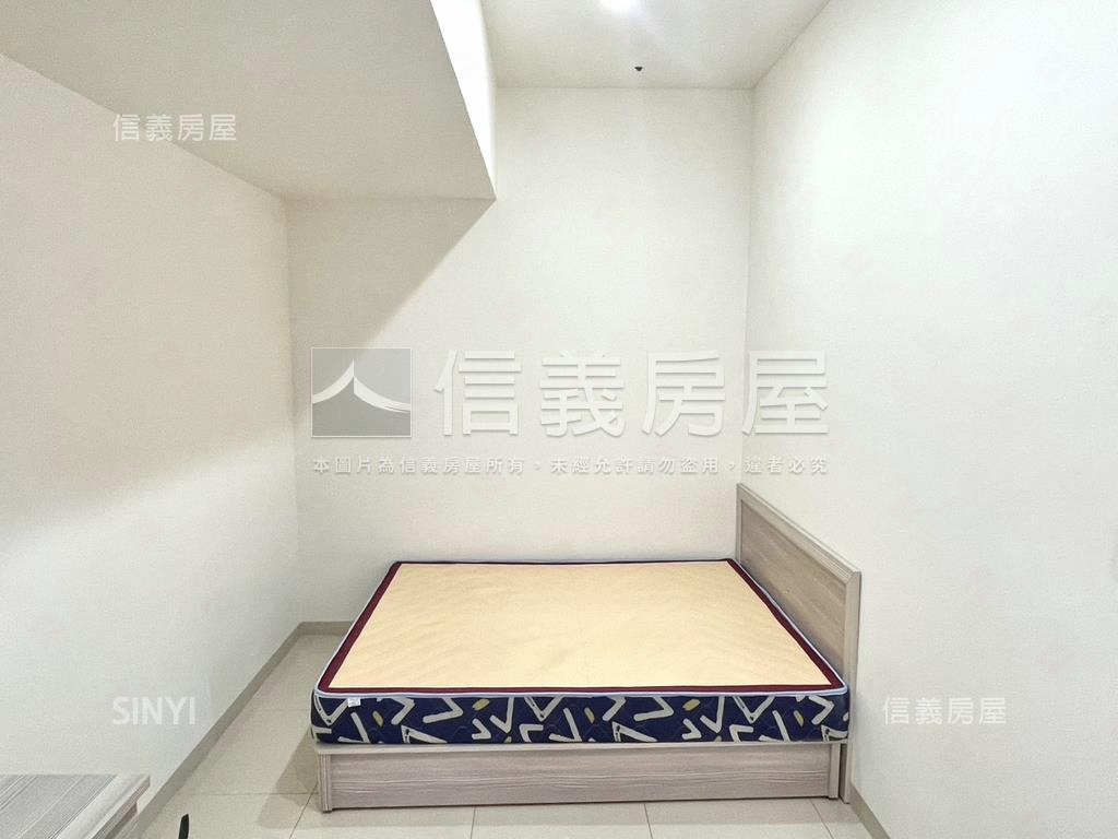 閃亮亮鑫市政兩房車位房屋室內格局與周邊環境