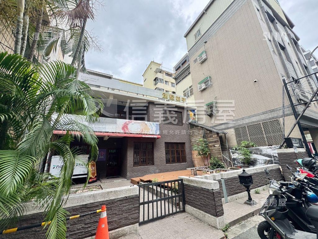 大器古典．庭院別墅房屋室內格局與周邊環境