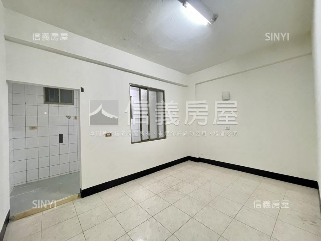 十二佃免千萬車庫透天房屋室內格局與周邊環境