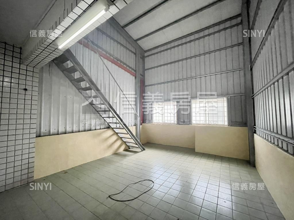 十二佃免千萬車庫透天房屋室內格局與周邊環境