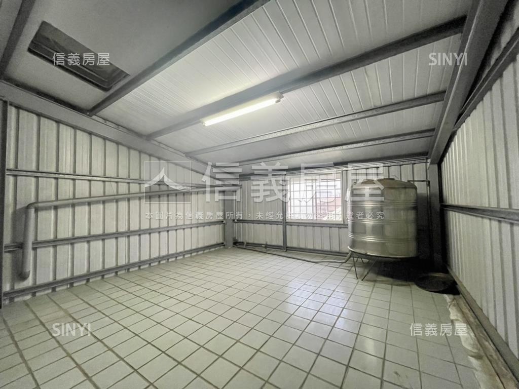 十二佃免千萬車庫透天房屋室內格局與周邊環境