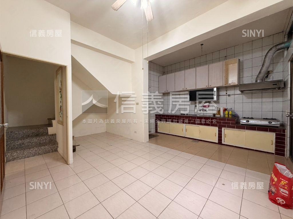 近６６快速道路大地坪透天房屋室內格局與周邊環境