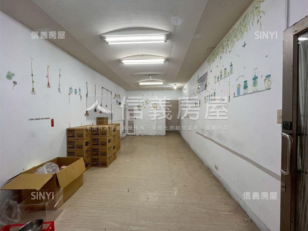 三多商圈光華夜市商五透天房屋室內格局與周邊環境