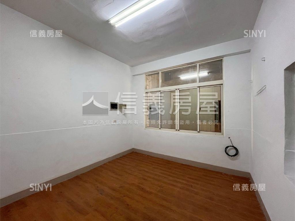 三多商圈光華夜市商五透天房屋室內格局與周邊環境