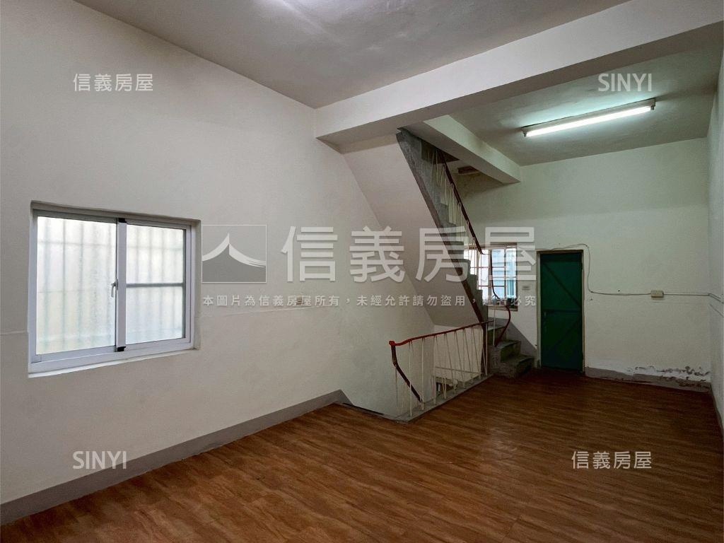 三多商圈光華夜市商五透天房屋室內格局與周邊環境