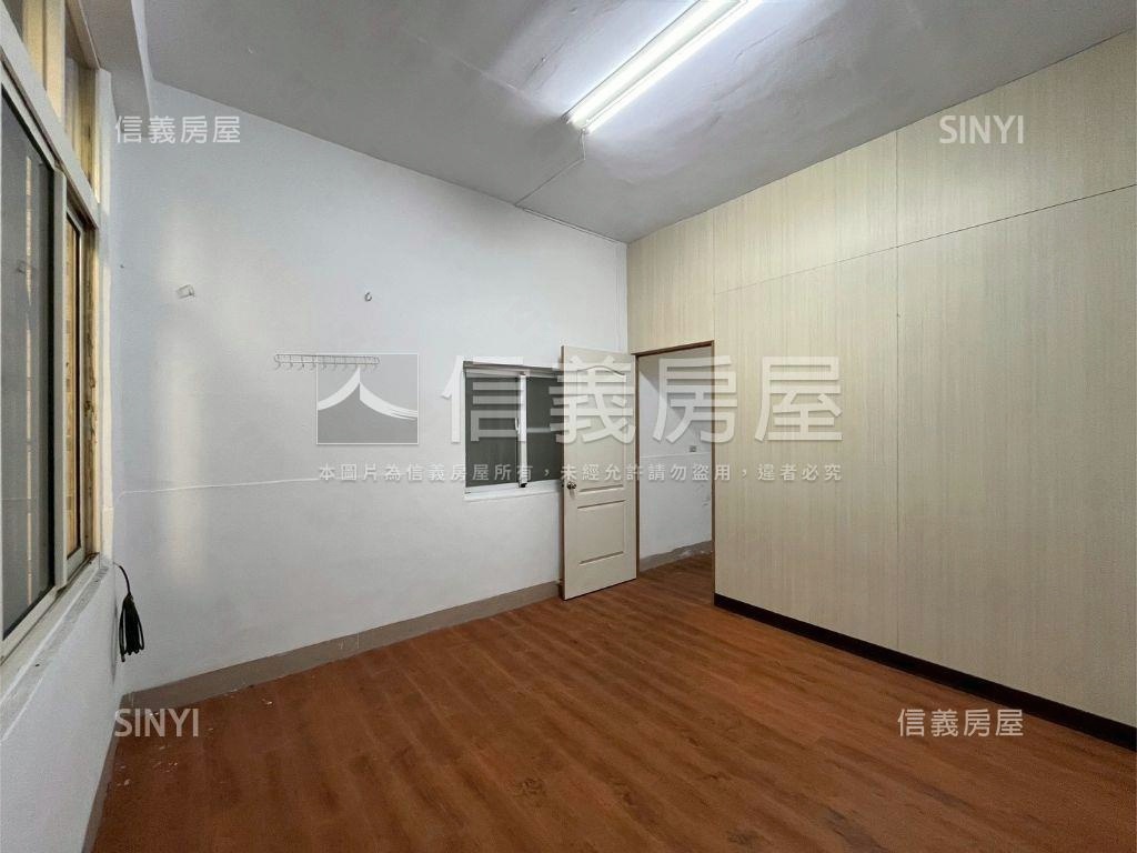 三多商圈光華夜市商五透天房屋室內格局與周邊環境