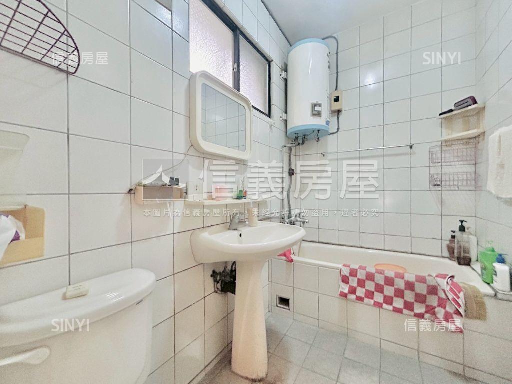 陳平路靜謐優質透天房屋室內格局與周邊環境