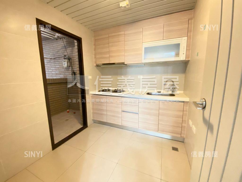 快樂擁有家三房車位房屋室內格局與周邊環境