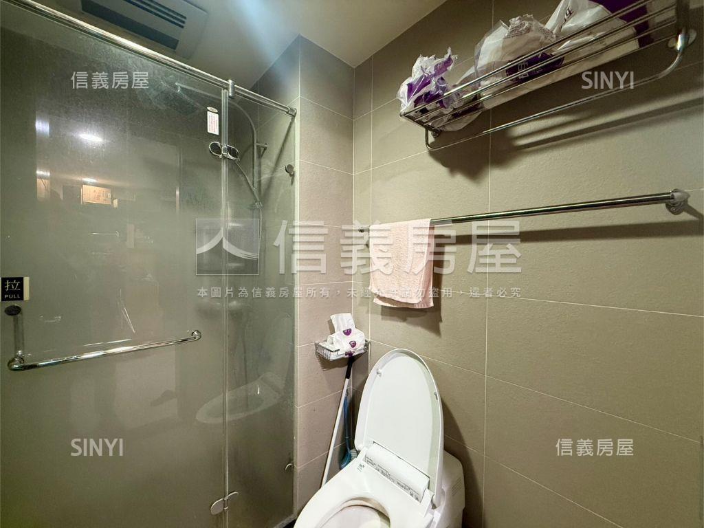 ＮＹ面學校兩房坡平車位房屋室內格局與周邊環境