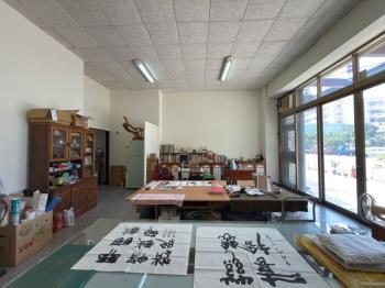近輕軌龍華國小讚店面