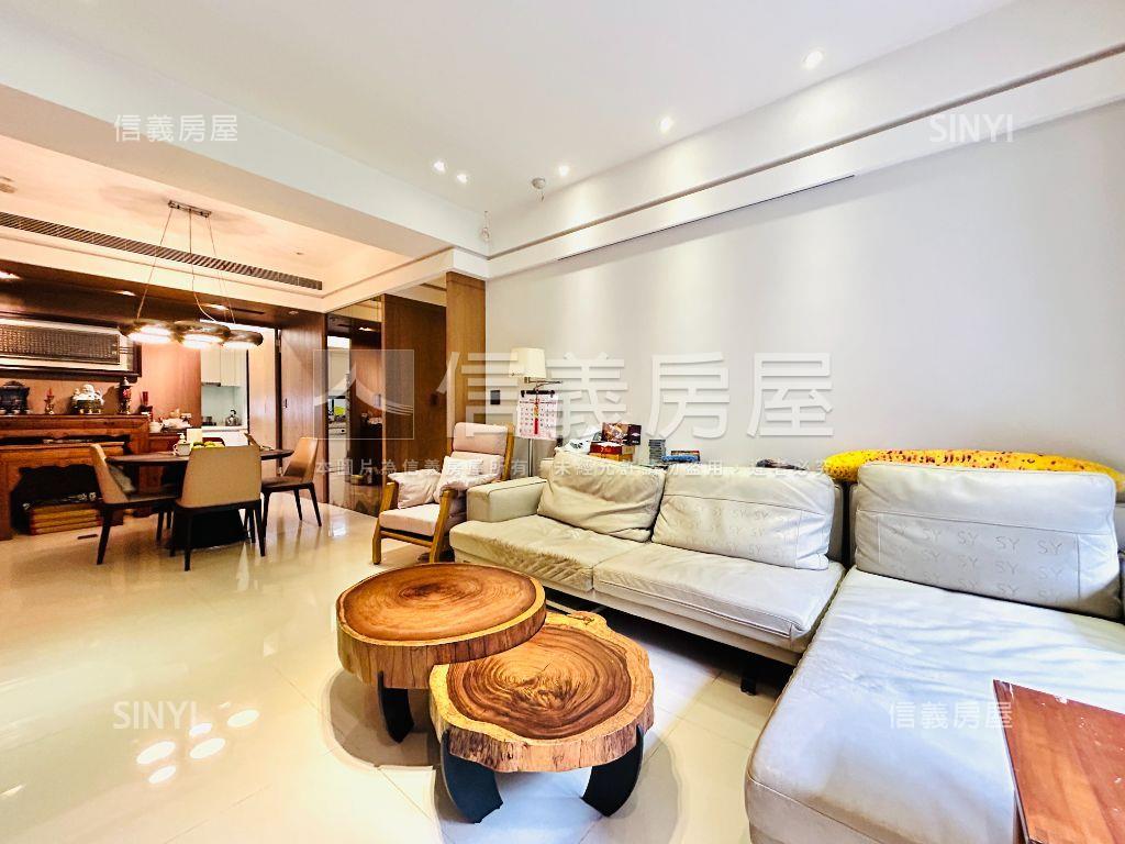 湖山妍☆麗山美裝四房車位房屋室內格局與周邊環境