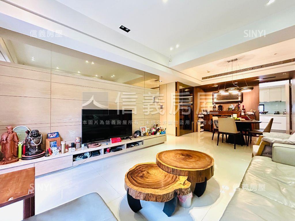 湖山妍☆麗山美裝四房車位房屋室內格局與周邊環境