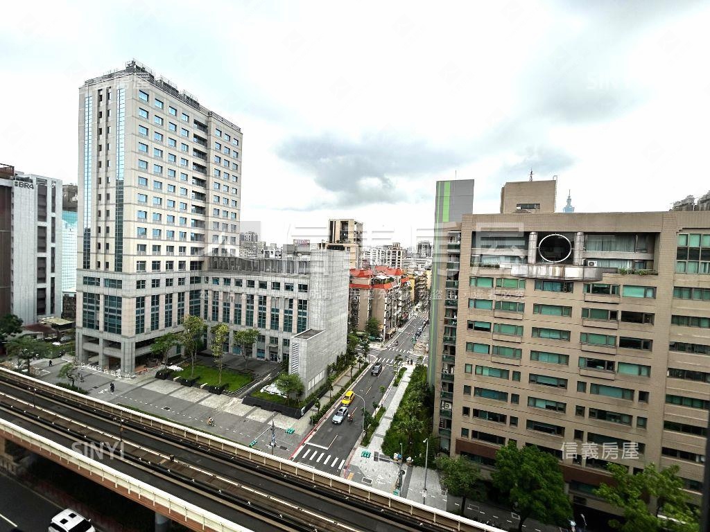 忠孝復興站帝璟辦公房屋室內格局與周邊環境