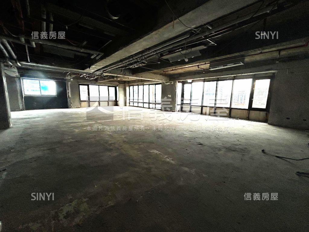 忠孝復興站帝璟辦公房屋室內格局與周邊環境