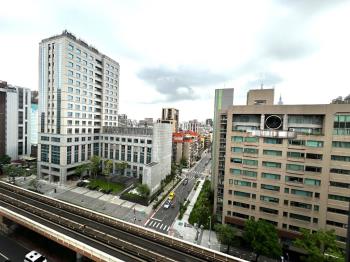 躍馬迎新忠孝復興帝景辦公