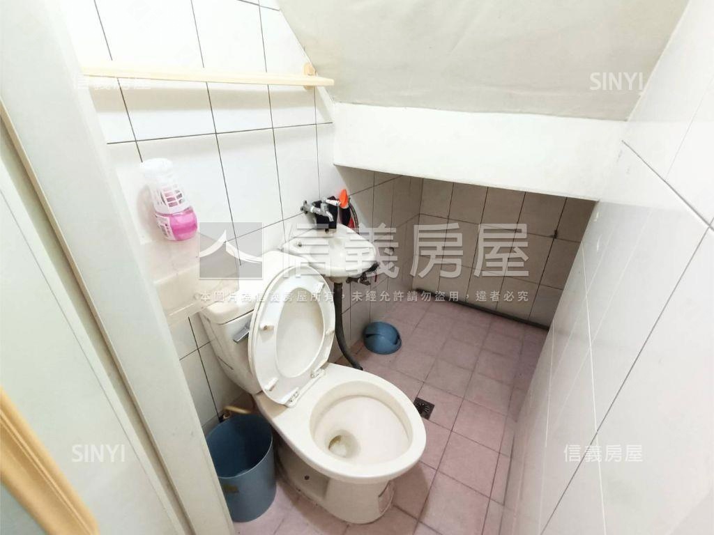 楠科園區右昌莒光鬧市店透房屋室內格局與周邊環境