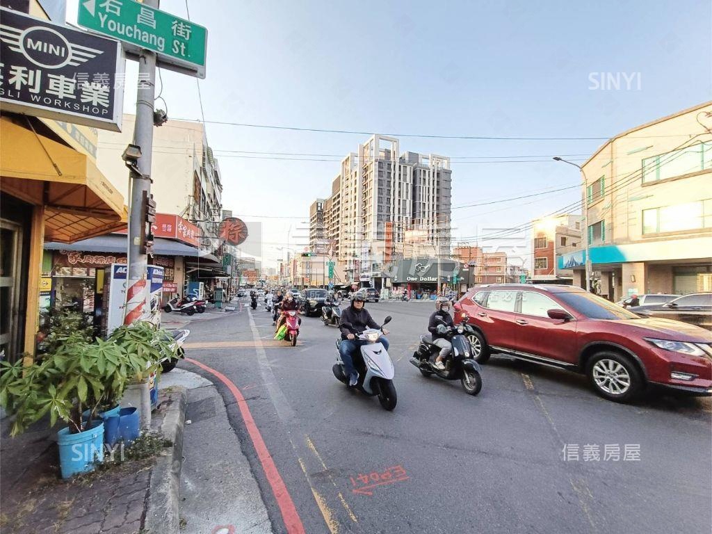 楠科園區右昌莒光鬧市店透房屋室內格局與周邊環境