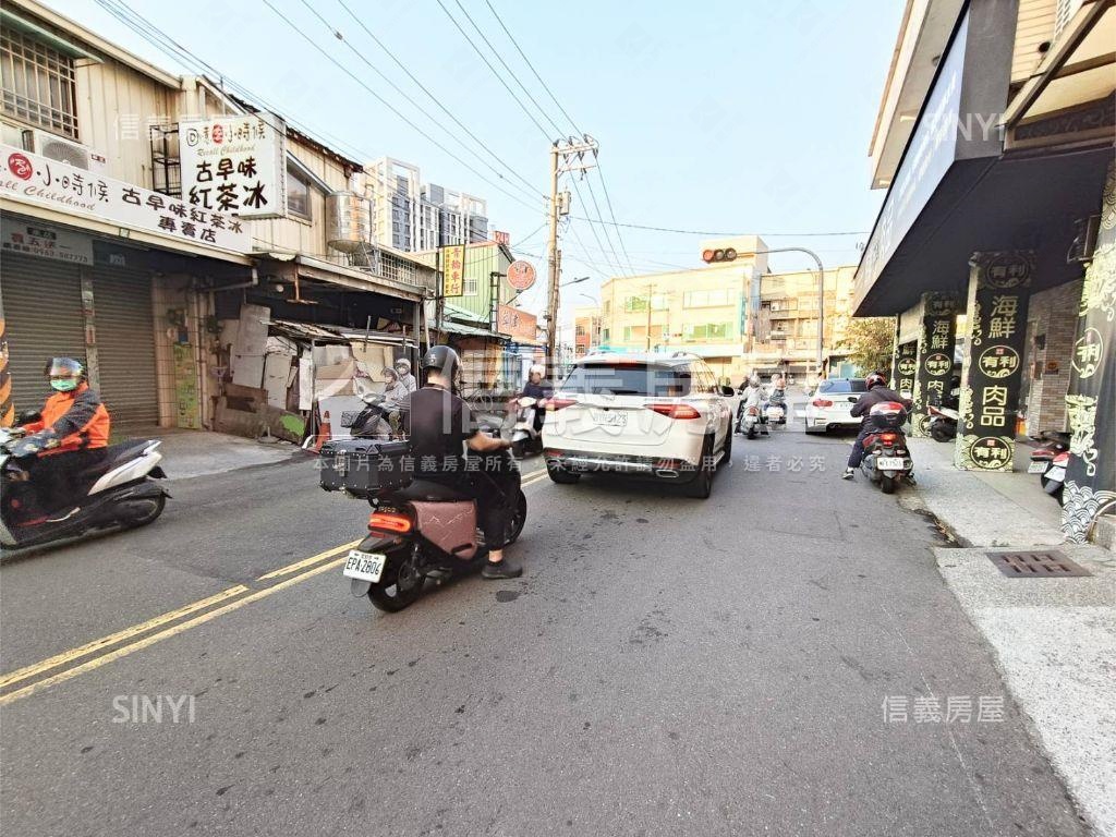 楠科園區右昌莒光鬧市店透房屋室內格局與周邊環境