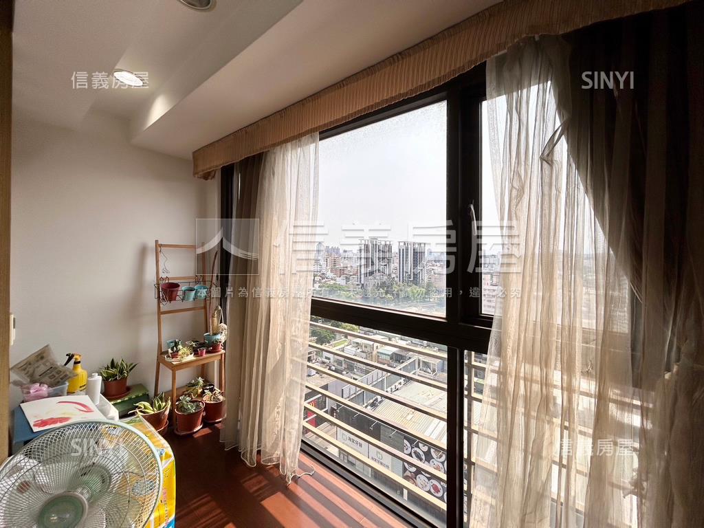 百達斐麗視野採光三房房屋室內格局與周邊環境