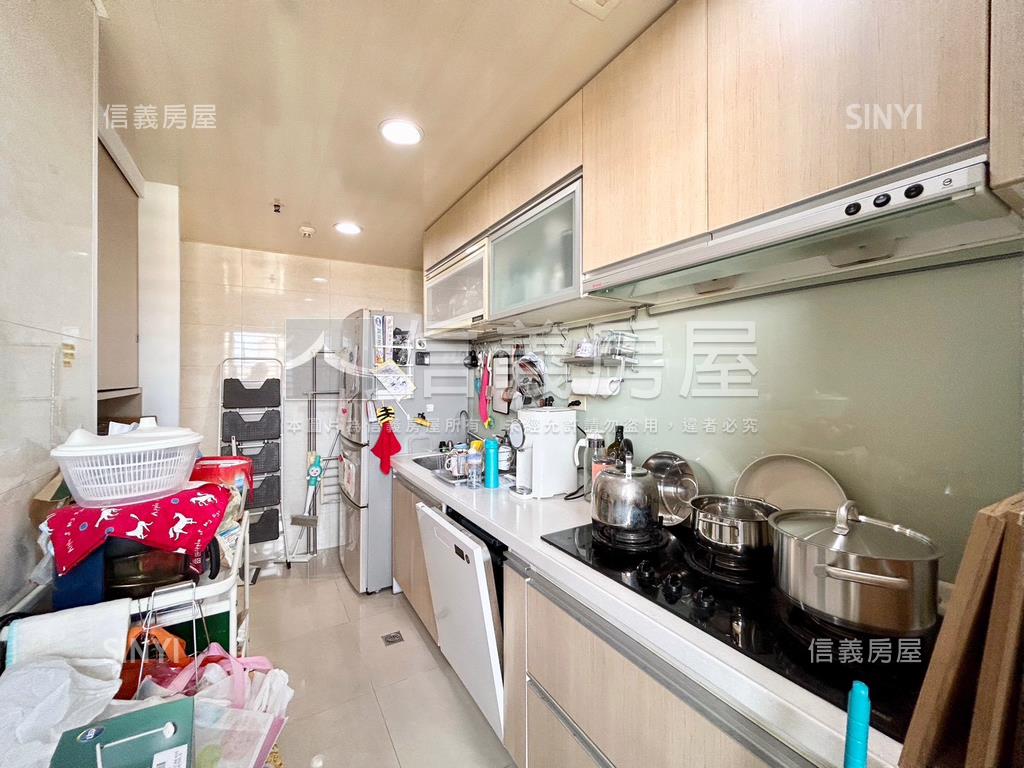 百達斐麗視野採光三房房屋室內格局與周邊環境