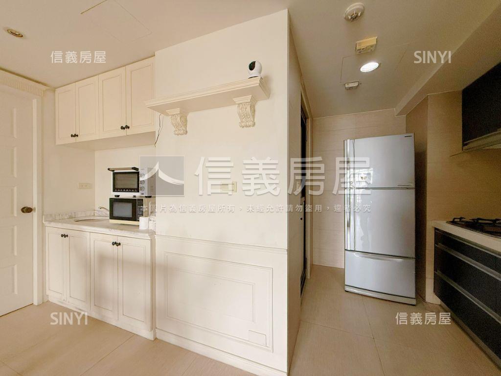 稀有！專任夏都南北向三房房屋室內格局與周邊環境