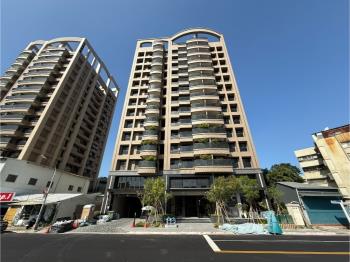 英倫亞灣Ⅱ三房平車