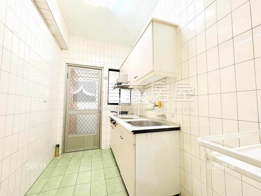 【延吉街】雙學區珠寶盒房屋室內格局與周邊環境