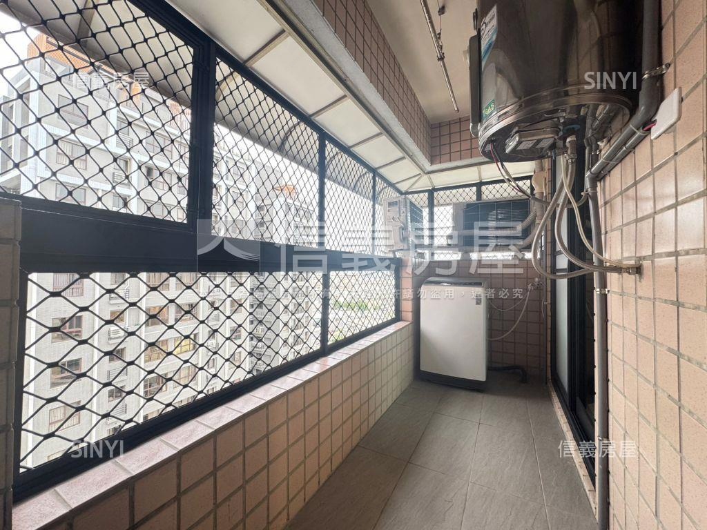 俯瞰永康市心整新兩房車位房屋室內格局與周邊環境