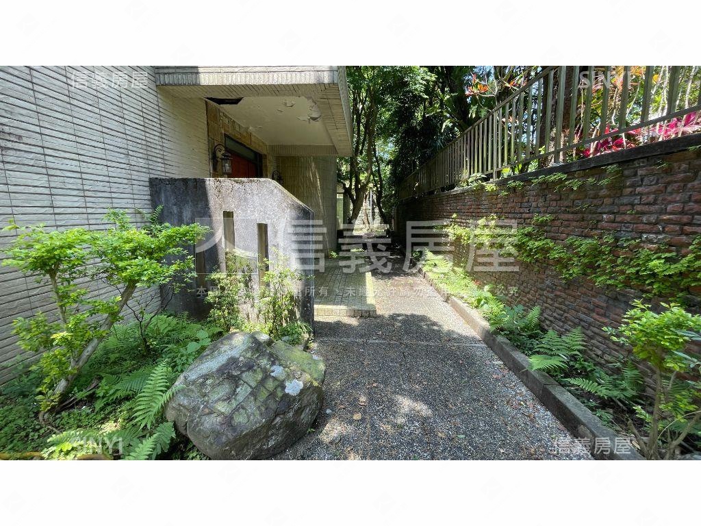 新光山莊６號房屋室內格局與周邊環境