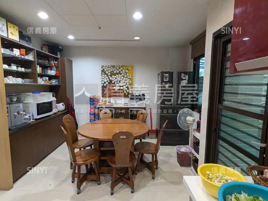 崇德１１期大面寬別墅房屋室內格局與周邊環境