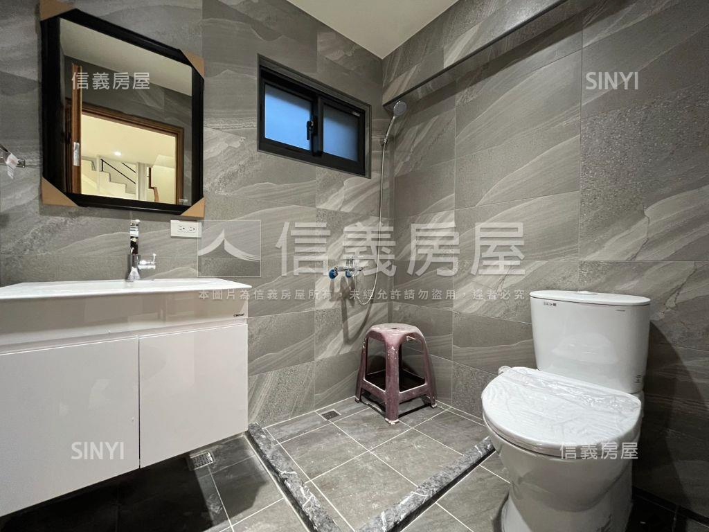 孝友邊間獨棟透天【Ｃ】房屋室內格局與周邊環境