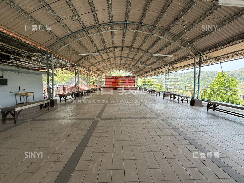 誠售大建坪商用山莊房屋室內格局與周邊環境