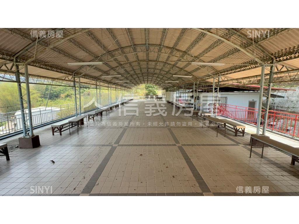 誠售大建坪商用山莊房屋室內格局與周邊環境