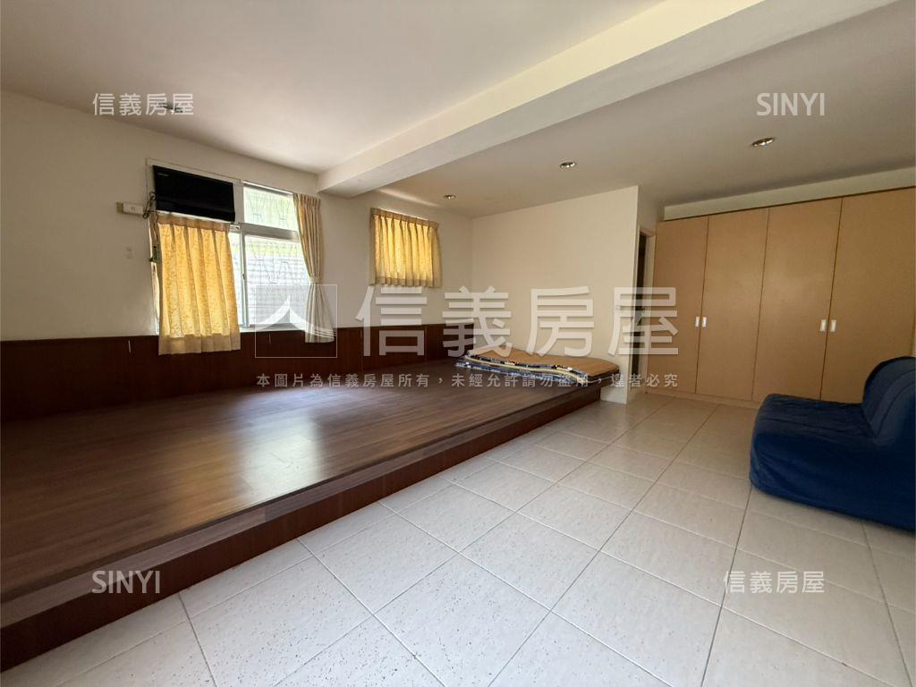 誠售大建坪商用山莊房屋室內格局與周邊環境