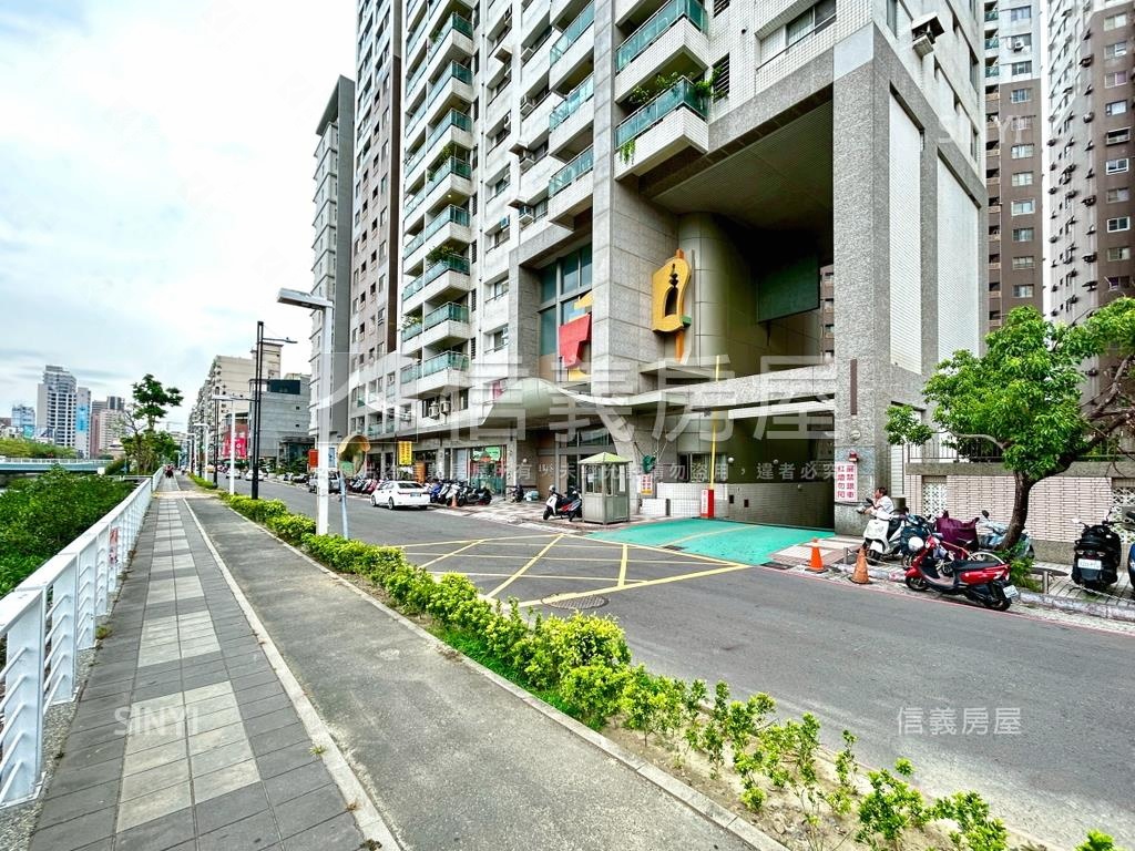 皇家之戀高樓採光大兩房房屋室內格局與周邊環境