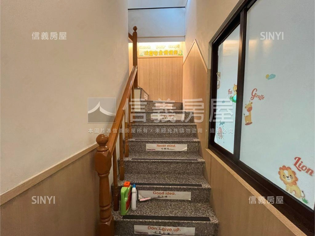 塗城國小旁，震後活路透店房屋室內格局與周邊環境