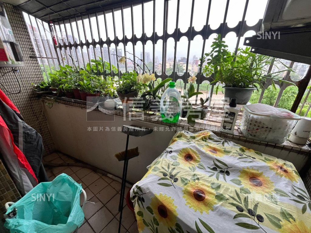 河景３房３陽台房屋室內格局與周邊環境