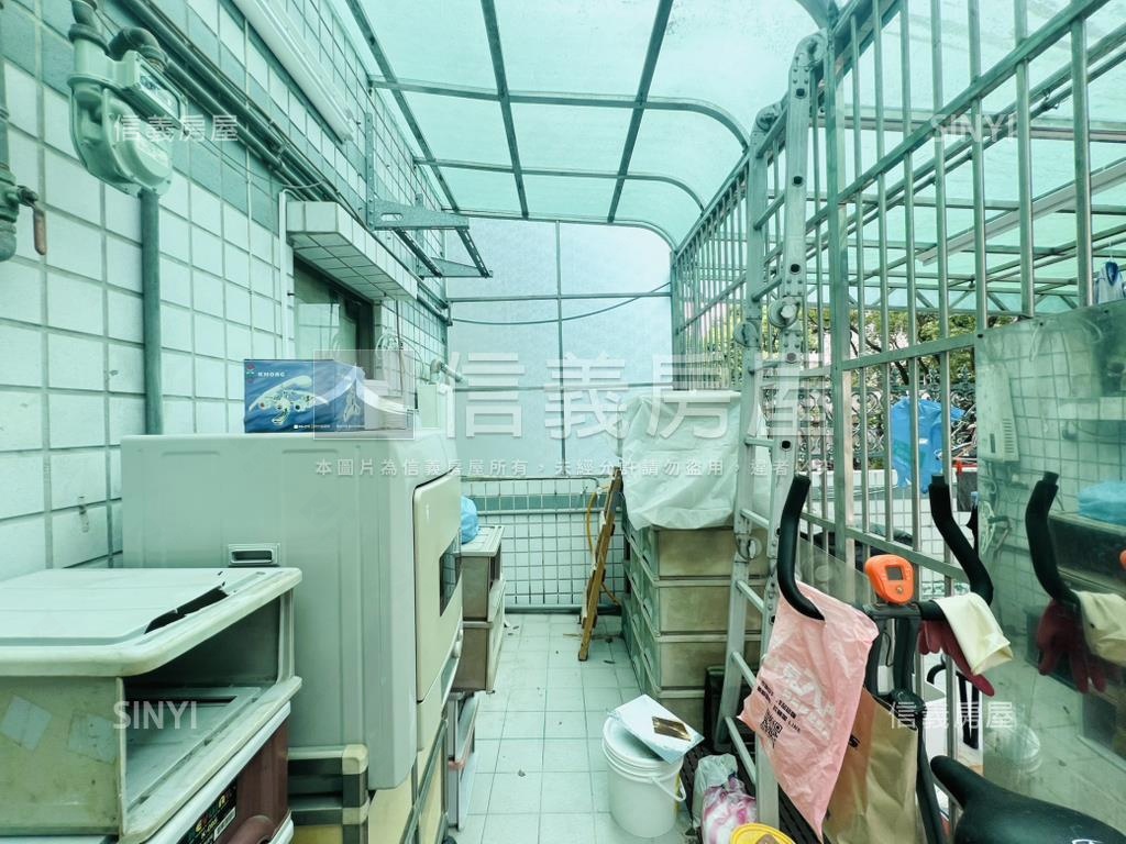 翠堤皇家電梯３房大露臺房屋室內格局與周邊環境