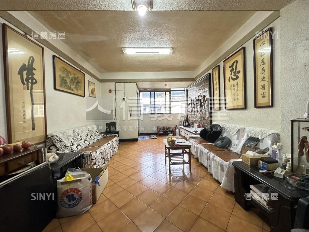 ”石牌學區”頂加公寓房屋室內格局與周邊環境