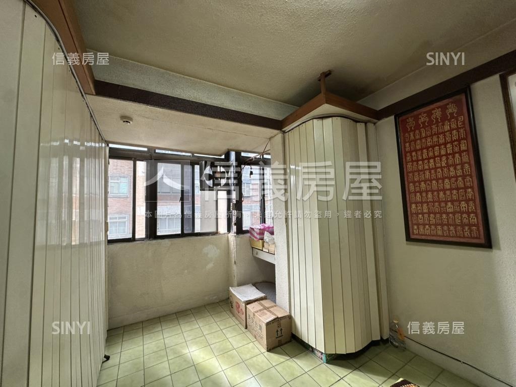 ”石牌學區”頂加公寓房屋室內格局與周邊環境