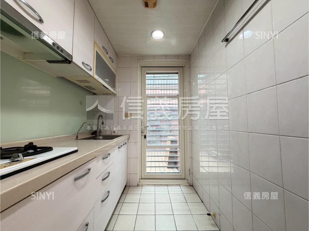 翰林苑庭院一樓房屋室內格局與周邊環境