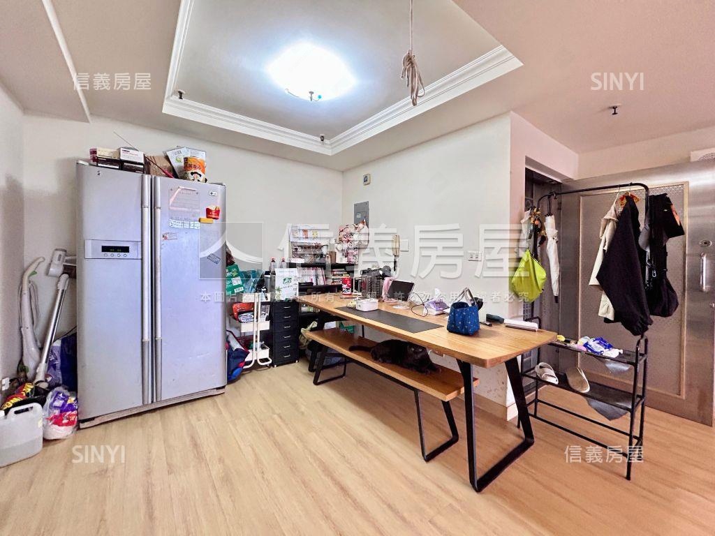 文心市政高樓三房房屋室內格局與周邊環境
