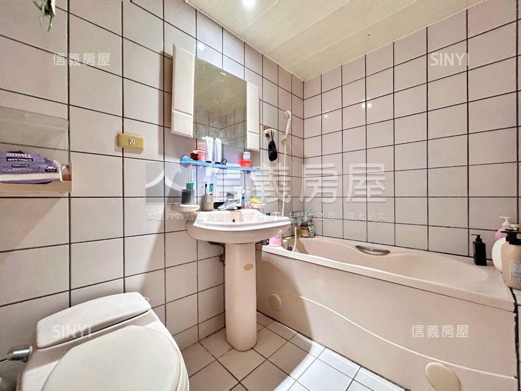 文心市政高樓三房房屋室內格局與周邊環境
