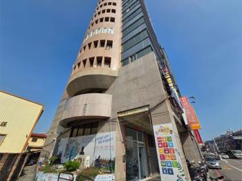 財經巨人中央角店