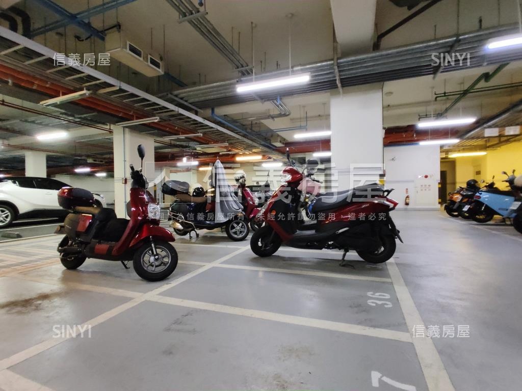 法樂琦美妝４房雙車位房屋室內格局與周邊環境