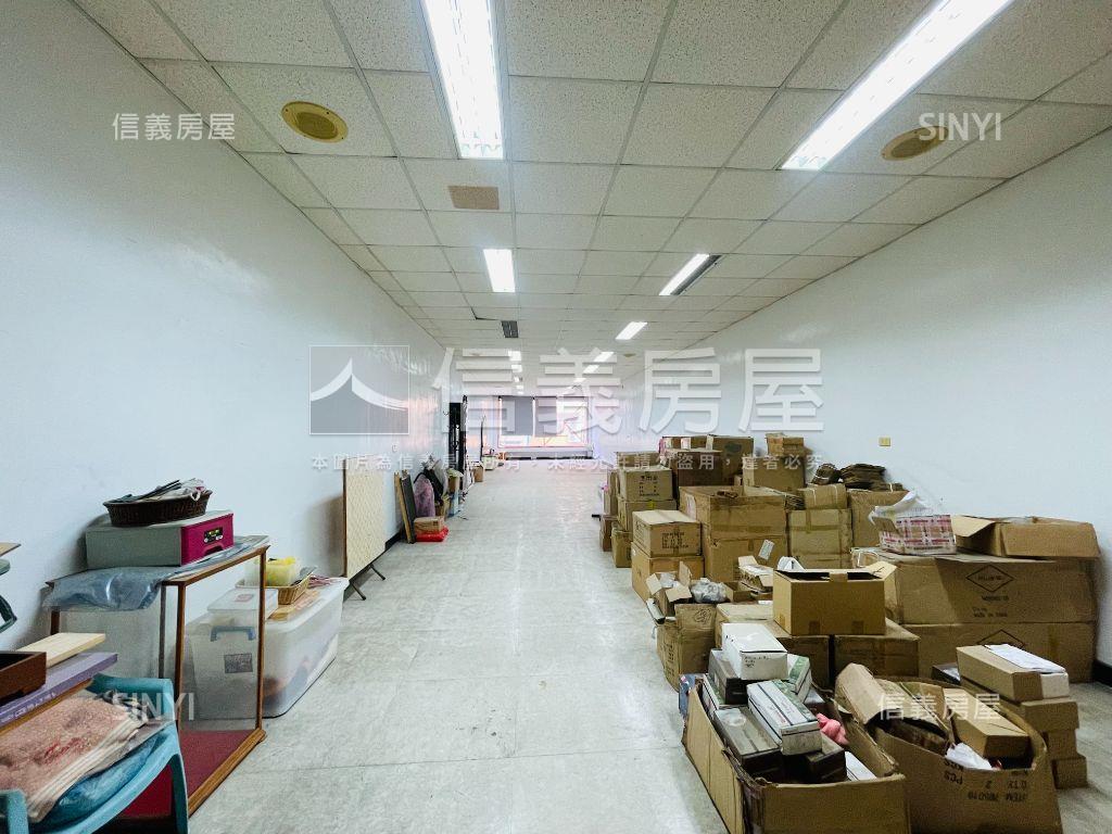 鳳山精華三民路霸氣金店房屋室內格局與周邊環境