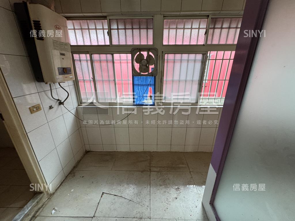 中華街悠活公寓房屋室內格局與周邊環境